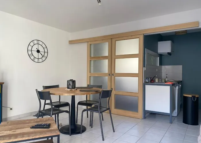 Evasion En Foret, A Proximite - Pavillon Confortable Pour 4 A - Fr-1-336-152 *