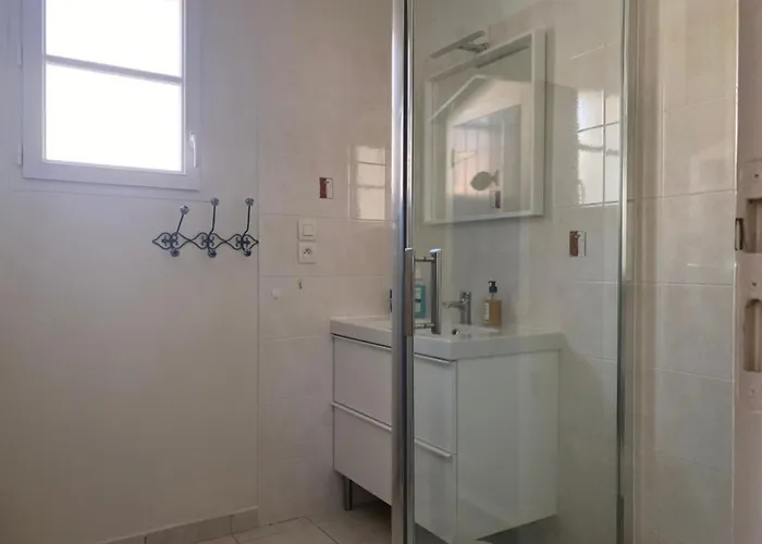 Evasion En Foret, A Proximite - Pavillon Confortable Pour 4 A - Fr-1-336-152