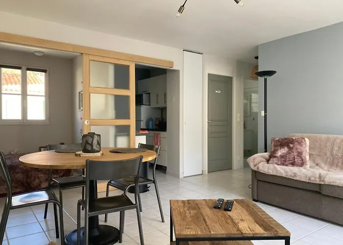 Evasion En Foret, A Proximite - Pavillon Confortable Pour 4 A - Fr-1-336-152 *